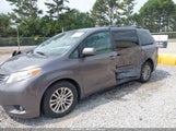 Toyota Sienna Xle Premium 8 Passenger 5TDYK3DCXFS666338 fotografie
