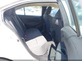 Toyota Corolla Le 5YFB4MDE6RP089618 снимка