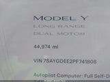 Tesla Model Y Awd/Long Range Dual Motor All-Wheel Drive 7SAYGDEE2PF741808 fotografie