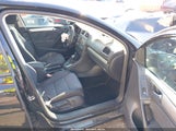 Volkswagen Golf 2.0L Tdi 4-Door WVWDM7AJ9DW128309 fotografie