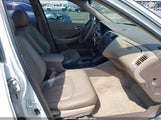 Honda Accord 3.0 Ex 1HGCG1656YA100015 photo