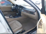 BMW 328I WBAPH7G51ANM49187 снимка