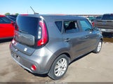 Kia Soul + KNDJP3A51J7531468 снимка