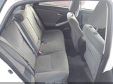 Toyota Prius Two JTDKN3DU1D5572440 снимка