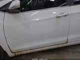 Hyundai Elantra Gt Base W/Blue KMHD35LE2DU036649 снимка