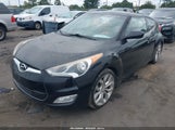 Hyundai Veloster Base W/Red KMHTC6AD6DU155445 снимка