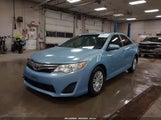 Toyota Camry Le 4T1BF1FK0DU690686 снимка