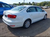 Volkswagen Jetta Hybrid Se 3VW637AJ2EM215544 снимка