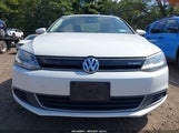 Volkswagen Jetta Hybrid Se 3VW637AJ2EM215544 снимка