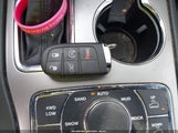 Jeep Grand Cherokee Overland 4X4 1C4RJFCG7JC210823 снимка