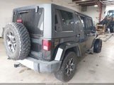 Jeep Wrangler Unlimited Sahara 1C4BJWEG4DL678138 fotografie