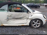 Volkswagen New Beetle Triple White 3VWFF31Y27M411175 fotografie