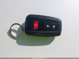 Toyota Prius Two JTDKBRFUXJ3058120 снимка
