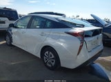 Toyota Prius Two JTDKBRFUXJ3058120 снимка