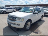 Lincoln Navigator L 5LMJJ3H59EEL08953 снимка