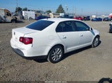 Volkswagen Jetta Limited Edition 3VWRZ7AJ2AM158056 photo