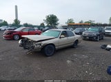Ford Crown Victoria Lx 2FAFP74W8YX118071 снимка