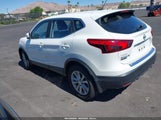 Nissan Rogue Sport S JN1BJ1CP2JW188719 снимка