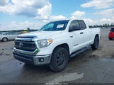 Toyota Tundra Sr5 5.7L V8 5TFRY5F17EX160534 photo