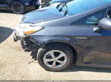Toyota Prius Three JTDKN3DU5E1759236 снимка