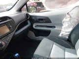 Toyota Prius C Three JTDKDTB3XD1039457 снимка