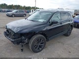 Volkswagen Tiguan 2.0T Se 3VV2B7AXXNM027266 fotografie