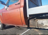 Chevrolet C20 1GCGC24J6DJ102908 снимка