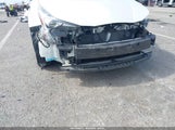 Toyota Prius Two JTDKBRFU7J3586312 снимка