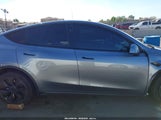 Tesla Model Y Long Range Dual Motor All-Wheel Drive 7SAYGDEE5SF297221 fotografie