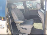 Chrysler Town & Country Limited 1C4GP64L4YB577390 снимка