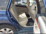 Subaru Outback 3.6R Limited 4S4BRDKC3B2369886 снимка