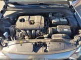 Hyundai Elantra Value Edition KMHD84LF2HU387488 снимка
