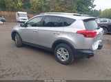 Toyota Rav4 Le JTMBFREV9EJ008390 снимка