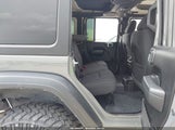 Jeep Wrangler Unlimited Sport Altitude 4X4 1C4HJXDG9NW103809 photo