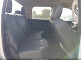 Ram  Tradesman 4X4 8' Box 3C6UR5HL2JG313235 снимка