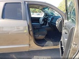 Toyota Tundra Grade 5.7L V8 5TFUY5F12BX170894 снимка
