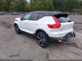 Volvo Xc40 T5 R-Design YV4162UM6N2731830 fotografie