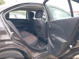 Chevrolet Sonic Lt Auto 1G1JC5SG5G4124229 снимка