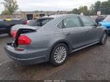 Volkswagen Passat 1.8T Se 1VWBT7A3XGC025611 photo