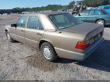 Mercedes-Benz 300 E WDBEA30D9LB108969 снимка