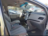 Toyota Sienna Le V6 8 Passenger 5TDKK3DC2CS258692 снимка