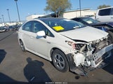 Toyota Prius Three JTDKN3DU6F0416586 снимка