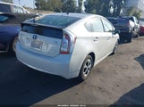 Toyota Prius Three JTDKN3DU6F0416586 снимка