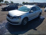 Volkswagen Passat 2.5L S 1VWAP7A34CC078380 снимка