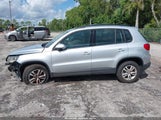 Volkswagen Tiguan 2.0T S WVGBV7AX4HK000867 fotografie