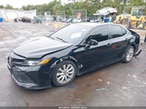 Toyota Camry Le JTNB11HK2J3020764 снимка