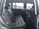 Volkswagen Tiguan S WVGBV7AX0GW514240 снимка