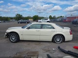 Chrysler 300 Touring/Signature Series/Executive Series 2C3CA5CV7AH132558 photo