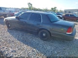Ford Crown Victoria Police Interceptor 2FAFP71W8XX106408 fotografie