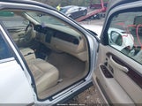 Lincoln Town Car Signature Limited 1LNHM82W57Y633673 fotografie